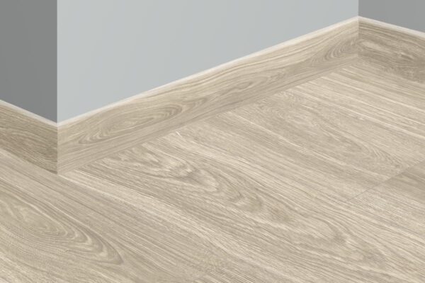 p85_d40444 Dąb Cortado D40444 listwa przypodłogowa P85 Swiss Krono